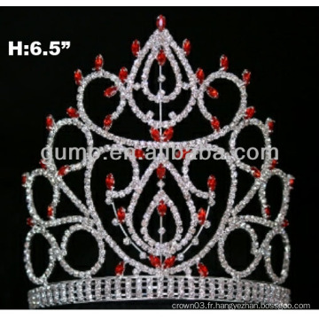 Couronne de tiare en pierre rouge et claire